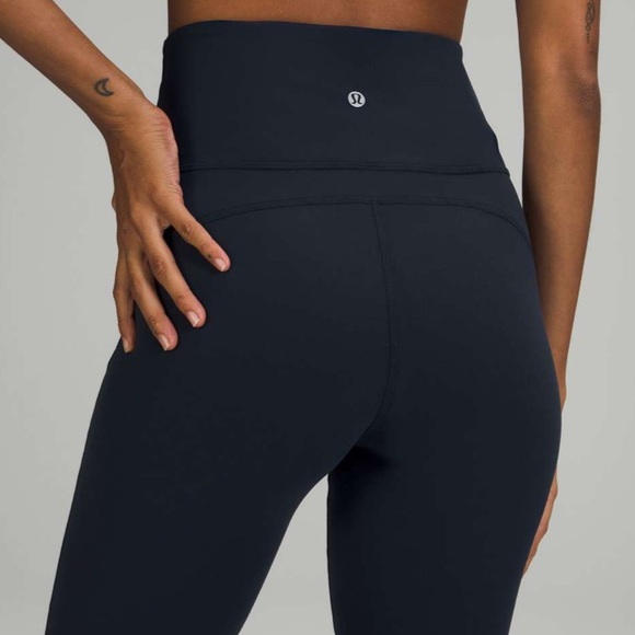 Lululemon Groove Super-High-Rise Flared Pant Nulu™
True Navy - Picture 4 of 10